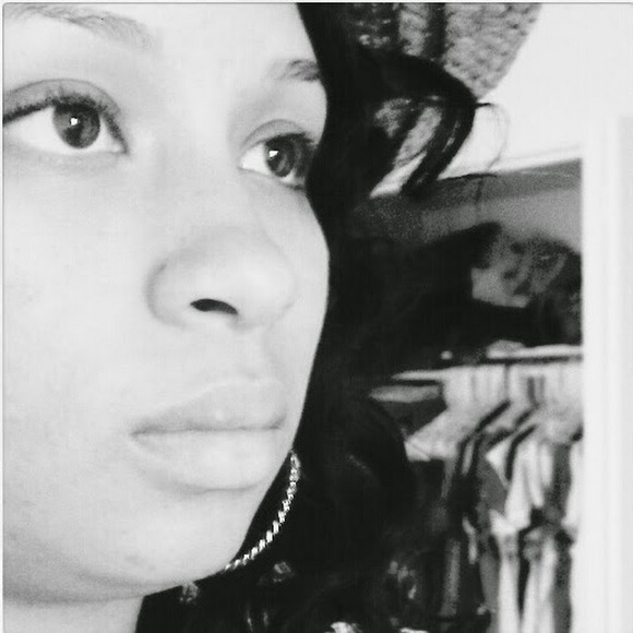 Meet your Posher, Chawna - Picture 1 of 1